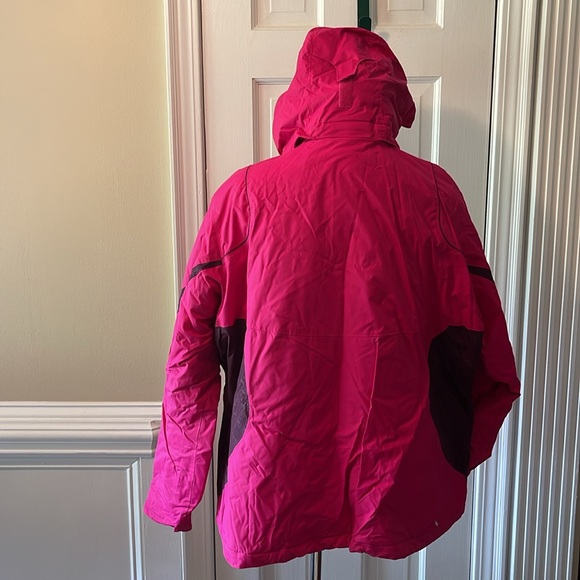 Columbia Winter/Ski Jacket - Waterproof - Picture 2 of 10